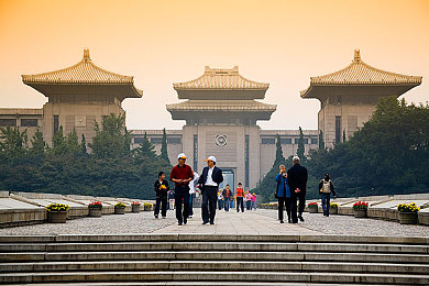 18岁禁用软件｜成人秘境探险，揭秘禁断游戏世界奥秘-2