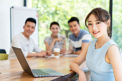 看女孩app｜轻松娱乐新选择：揭秘如何用这款应用为生活添彩，体验快乐时光-2