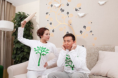 黄色下载3.0.3免费 下载安装｜免费下载，速度翻倍：揭秘高效下载利器，工作生活两不误