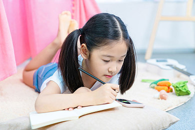 技校下课一个接一个欣赏海鲜｜美食技能大挑战：技校学子海鲜烹饪盛宴-2