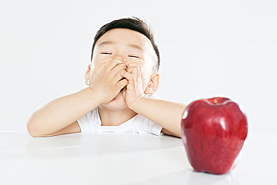 老奶厨房与子伦｜传承美味，温情满溢：揭秘老奶奶厨房的美食传奇-1