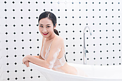机机捅女生｜AI虚拟伴侣爆火，未来社交新纪元或将到来-3