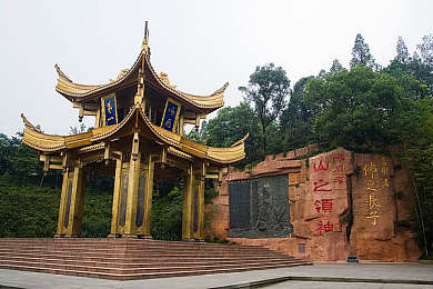 小洞饿了要喝牛奶｜“可爱“小洞”求奶引发共鸣，网友热议珍惜生活小确幸-2