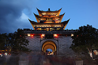 欧洲成人一区二区三区｜探秘影视宝藏，解锁视觉盛宴：欧洲成人三部曲观影攻略-3