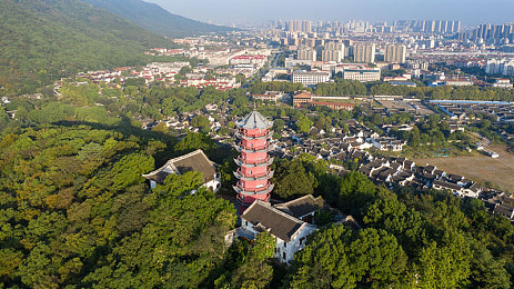 可以看美女脱衣服的软件｜揭秘新型色情软件：传播低俗内容，法律风险不容忽视，社会呼吁加强监管-1