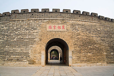 女生全露软件｜“争议不断，“色情应用”横行网络，青少年心理健康遭威胁，监管亟待加强！-4