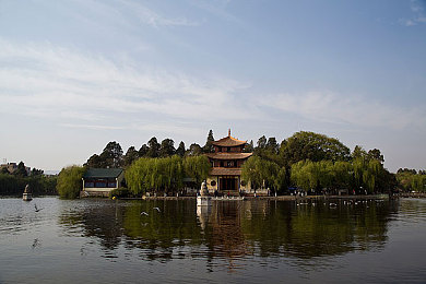 黄APP下载大全｜数字探险之旅：热门探险游戏盘点，解锁你的刺激之旅-2