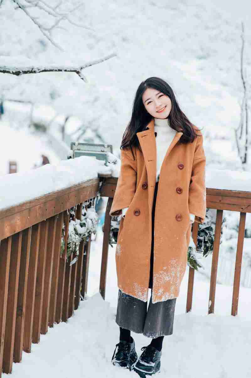 明里まりら被朋友侵犯｜星光陨落：揭露娱乐圈隐私危机，守护正义之光-1