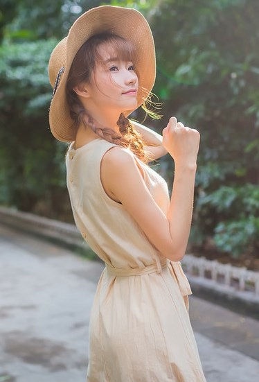 能免费看女生裸体的软件｜“揭秘非法色情软件：免费裸体视频背后惊悚真相，网络监管刻不容缓”