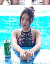 美女露出身体软件｜揭秘游戏辅助工具：如何提升视觉冲击，玩出新高度