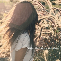一男一女在床上打扑克,软件｜社交软件陷偷拍门，AI换脸直播私密互动引恐慌-4