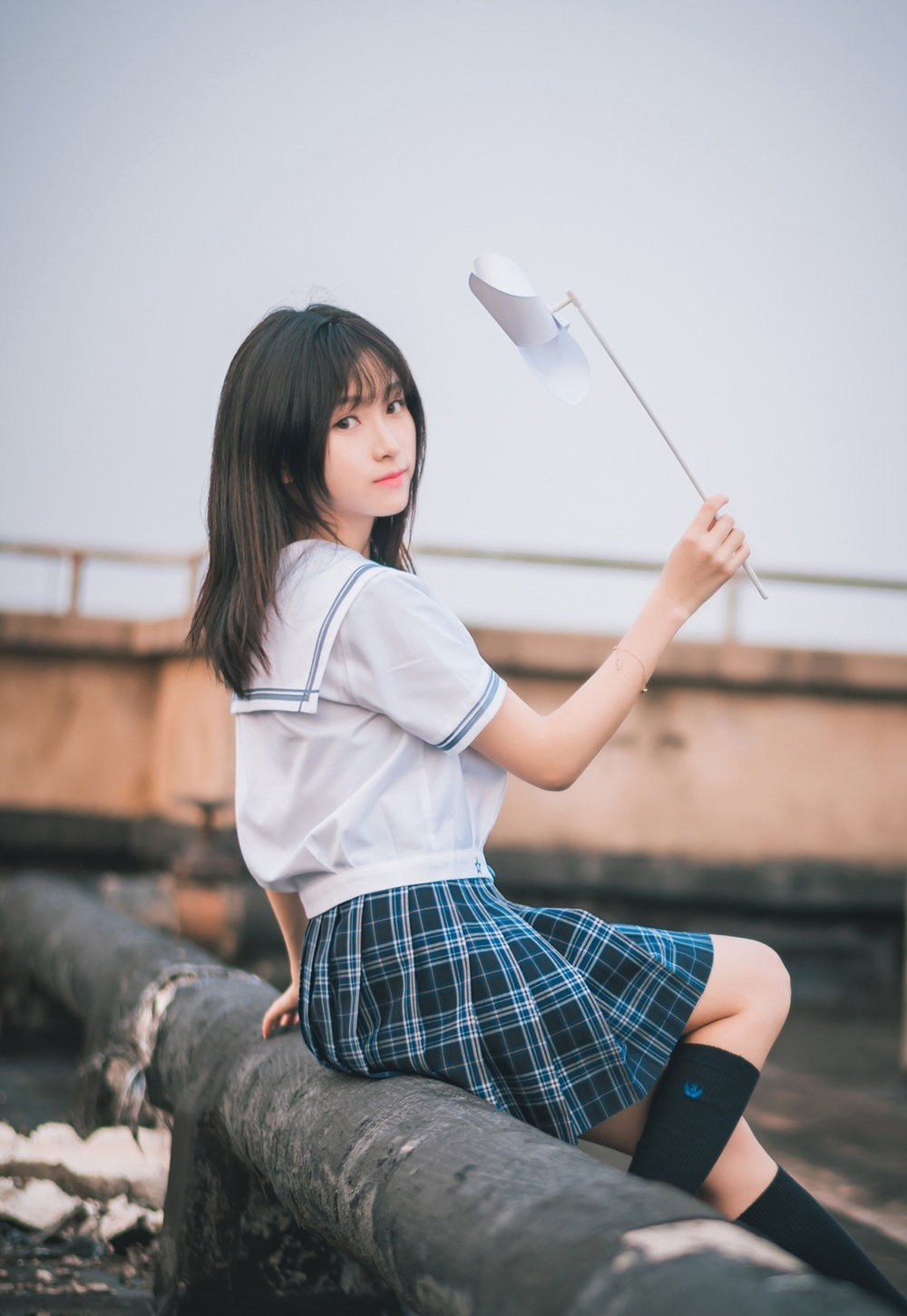 免费黄色软件3o.3｜揭秘网络陷阱：防范色情软件，守护青少年身心健康-1