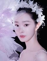 公交车上他揉我奶摸到出奶｜公交车上温馨一幕：妈妈揉奶意外催乳，车厢氛围变温馨-3