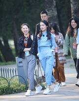 不穿衣服的美女APP软件｜时尚无界，穿搭自由行