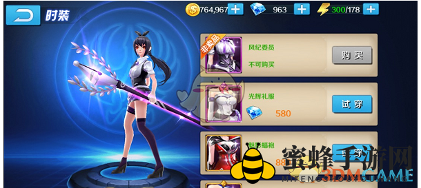 《冰封天下》时装系统大揭秘：炫酷翅膀与可爱小宠助你战力飙升